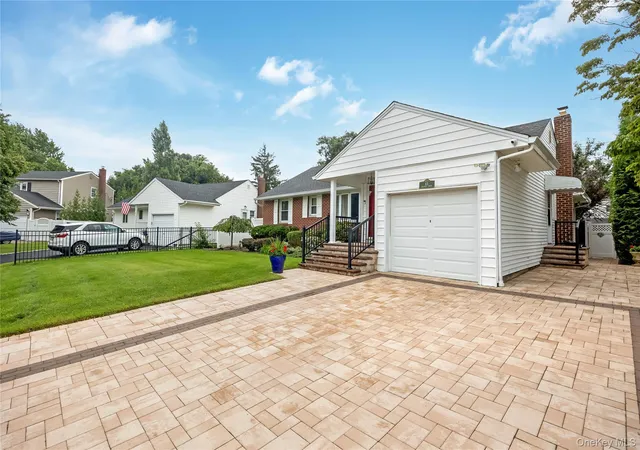 Photo 3 of Sale Pending at 65 Colonial Dr, Oyster Bay, NY 11735 | MLS# 1028867 | Listing updated on 2026-09-18