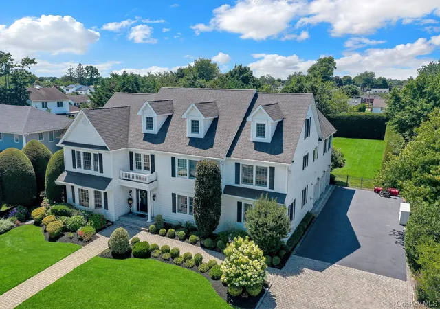 Photo 2 of Sale Pending at 120 Ocean Ave, Oyster Bay, NY 11758 | MLS# 1029115 | Listing updated on 2026-09-18