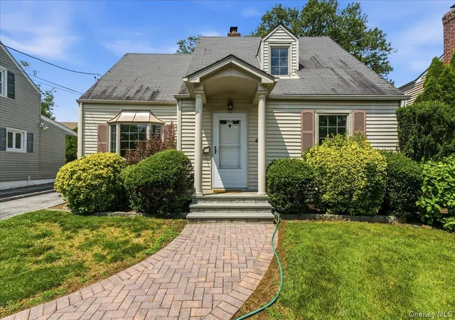 Photo 1 of Sale Pending at 194 Lincoln Pl, Eastchester, NY 10709 | MLS# 1029164 | Listing updated on 2026-09-16