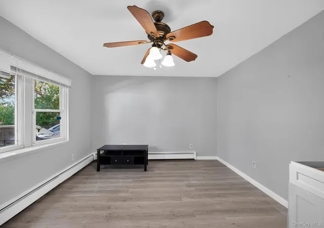 Photo 3 of Single family home for sale at 3 Hickory Pl, Islip, NY 11706 | MLS# 1029205 | Listing updated on 2026-09-18