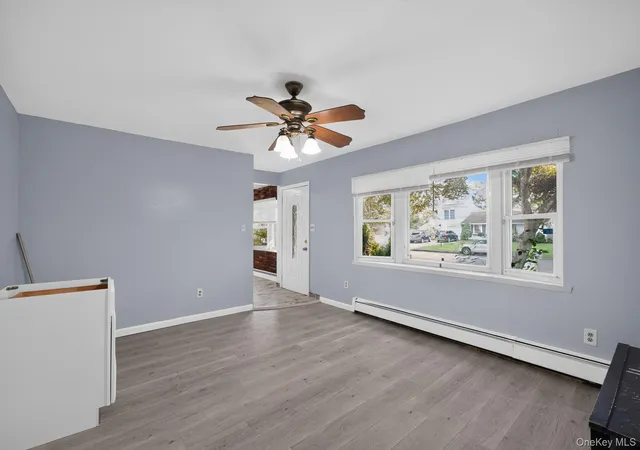 Photo 3 of Single family home for sale at 3 Hickory Pl, Islip, NY 11706 | MLS# 1029205 | Listing updated on 2026-10-26