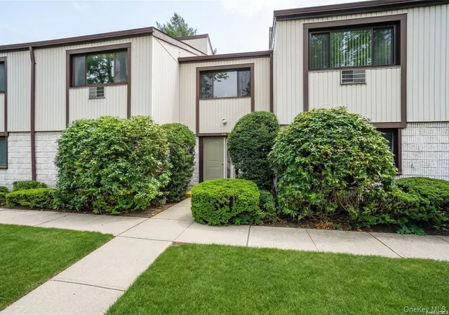 Photo 1 of Sale Pending at 91 Richmond Blvd #3A, Islip, NY 11779 | MLS# 1029943 | Listing updated on 2026-09-18