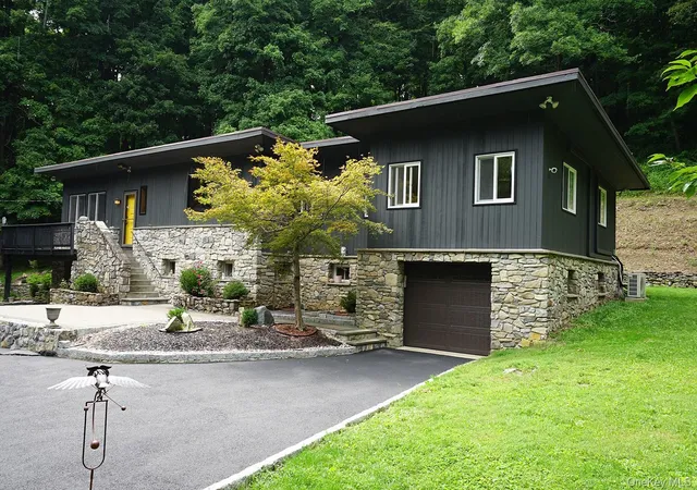 Photo 2 of Single family home for sale at 16 Briar Hl Rd, East Fishkill, NY 12533 | MLS# 1029968 | Listing updated on 2026-09-17