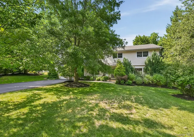 Photo 3 of Sale Pending at 25 Meadow Ave, Cornwall On Hudson, NY 12520 | MLS# 1030010 | Listing updated on 2026-09-16