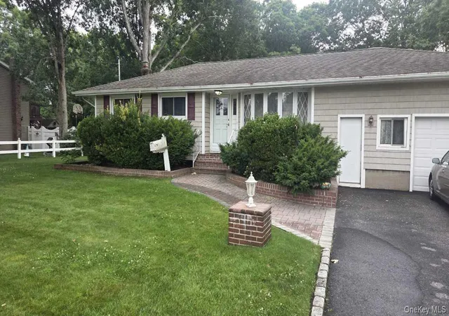 Photo 1 of Sale Pending at 1080 Ocean Ave, Bay Shore, NY 11706 | MLS# 1030049 | Listing updated on 2026-09-18