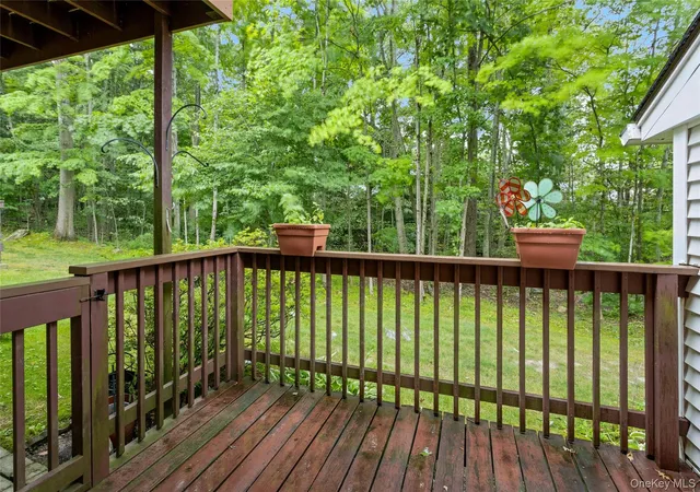Photo 3 of Condo for sale at 90 Molly Pitcher Ln #F, Yorktown, NY 10598 | MLS# 1030553 | Listing updated on 2026-09-17