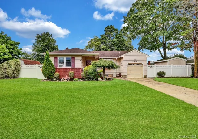 Photo 2 of Sale Pending at 127 Queens Ave, West Babylon, NY 11704 | MLS# 1030921 | Listing updated on 2026-09-18