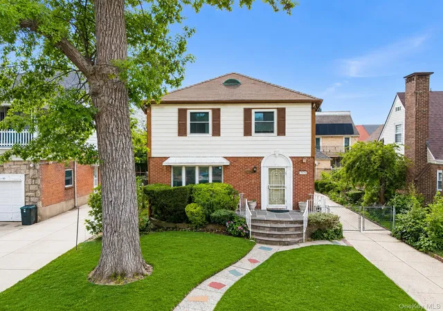Photo 1 of Single family home for sale at 76 26 176th Street, New York, NY 11366 | MLS# 1030937 | Listing updated on 2026-09-18