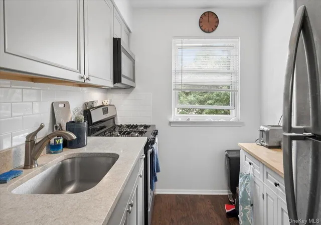 Photo 3 of Condo for sale at 167 Meyer Oval, Orangetown, NY 10965 | MLS# 1031103 | Listing updated on 2026-09-16