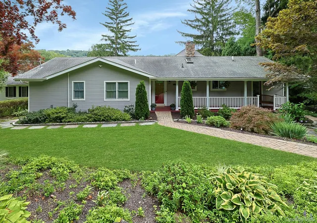 Photo 3 of Single family home for sale at 11 Lakeside Rd, Carmel, NY 10541 | MLS# 1032241 | Listing updated on 2026-10-03