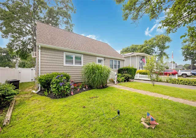 Photo 2 of Sale Pending at 413 S 8th Street, Babylon, NY 11757 | MLS# 1032265 | Listing updated on 2026-09-18