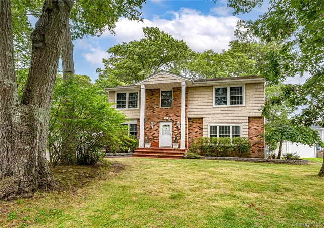 Photo 2 of Single family home for sale at 15 Washington Ave, Brookhaven, NY 11764 | MLS# 1032333 | Listing updated on 2026-09-18