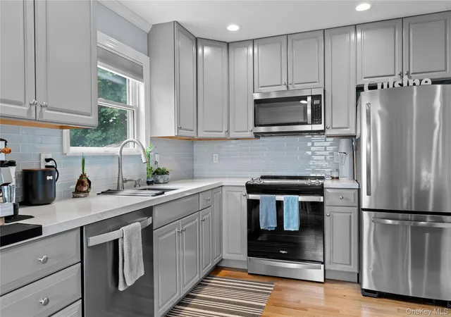 Photo 4 of Sale Pending at 36 Grandview Dr, Carmel, NY 10541 | MLS# 1032378 | Listing updated on 2026-09-18