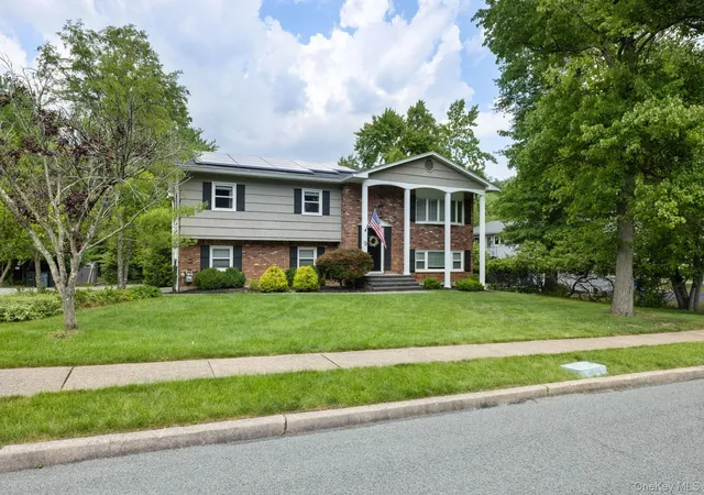 Photo 1 of Sale Pending at 9 Behrendt Dr, Orangetown, NY 10965 | MLS# 1032589 | Listing updated on 2026-09-18