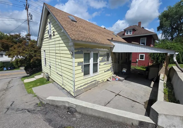 Photo 3 of Sale Pending at 2599 Carmel Ave, Southeast, NY 10509 | MLS# 1032749 | Listing updated on 2026-09-18