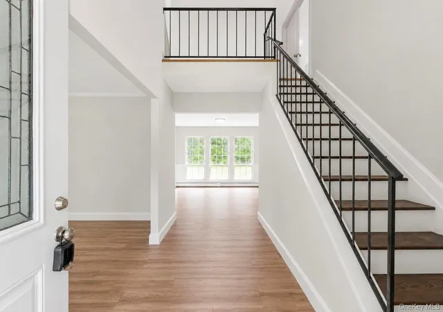 Photo 3 of Single family home for sale at 11 Bates Ln, Brookhaven, NY 11961 | MLS# 1032928 | Listing updated on 2026-09-17