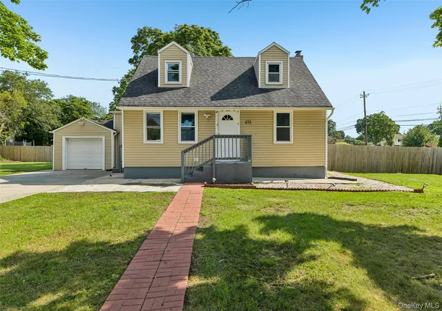 Photo 1 of Sale Pending at 416 Arizona Ave, Islip, NY 11706 | MLS# 1035035 | Listing updated on 2026-10-03