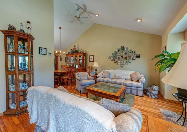 Photo 2 of Sale Pending at 10 Meredith Dr, Huntington, NY 11740 | MLS# 1035066 | Listing updated on 2026-09-18