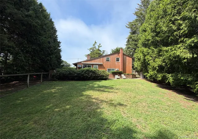 Photo 1 of Sale Pending at 268 Mill Rd, Southampton, NY 11978 | MLS# 1035909 | Listing updated on 2026-09-18