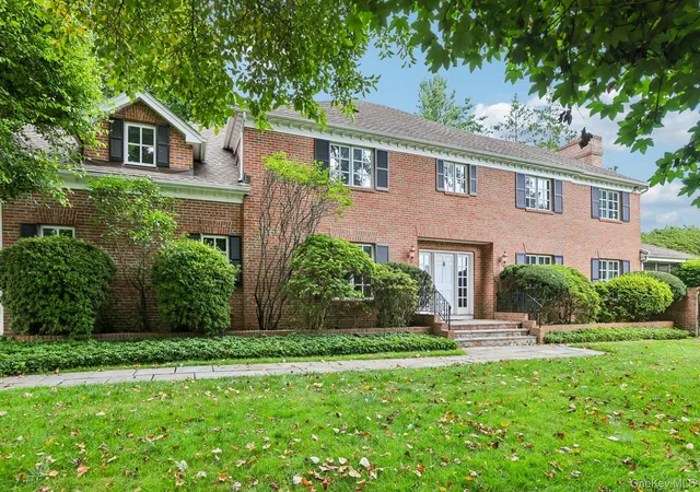 Photo 2 of Single family home for sale at 90 Greenhaven Rd, Rye Town, NY 10580 | MLS# 1036005 | Listing updated on 2026-09-16