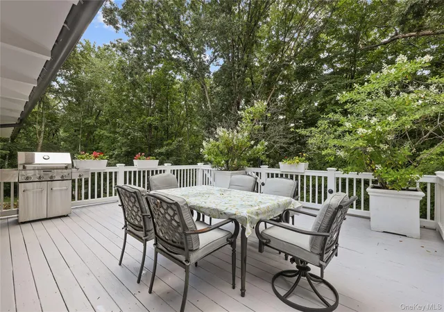 Photo 4 of Single family home for sale at 39 Lower Shad Rd, Pound Ridge, NY 10576 | MLS# 1036619 | Listing updated on 2026-09-18