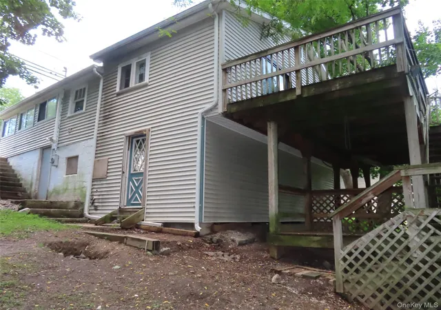 Photo 4 of Single family home for sale at 4 Wilbur Rd, Pleasant Valley, NY 12569 | MLS# 1038005 | Listing updated on 2026-09-17