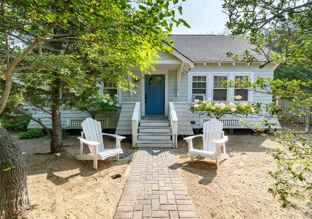 Photo 1 of Sale Pending at 22 Crescent Ave, Islip, NY 11770 | MLS# 1038362 | Listing updated on 2026-09-18