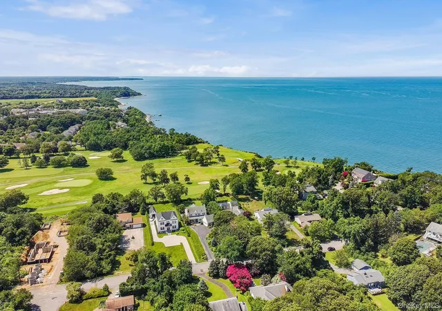 Photo 1 of Single family home for sale at 515 The Greenway, Southold, NY 11939 | MLS# 1039485 | Listing updated on 2026-09-29