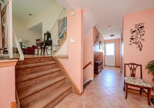 Photo 3 of Single family home for sale at 3291 Wolfson Dr, Hempstead, NY 11510 | MLS# 1039487 | Listing updated on 2026-09-16