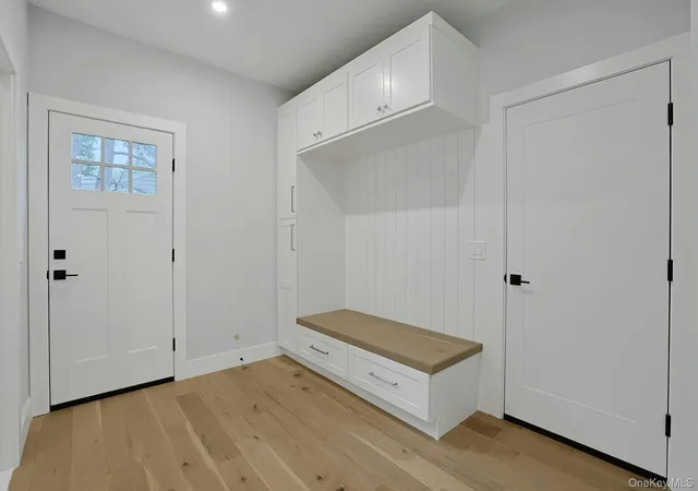 Photo 4 of Single family home for sale at 100 Hazelton Cir, Ossining, NY 10510 | MLS# 1040064 | Listing updated on 2026-10-20