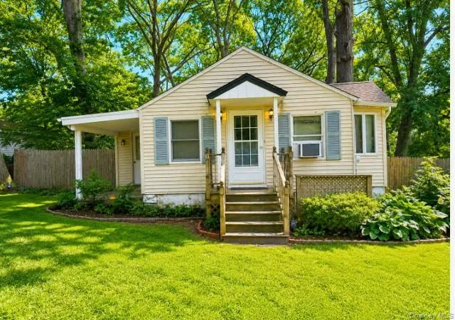 Photo 2 of Single family home for sale at 86 N Evergreen Dr, Brookhaven, NY 11784 | MLS# 1040537 | Listing updated on 2026-09-18