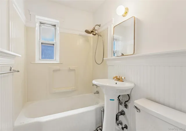 Listing Photo 5 - Condo for sale in building located at 320 S Broadway, Greenburgh, NY 10591 - Unit #P7