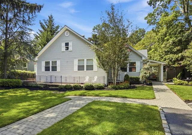 Photo 1 of Single family home for sale at 36 Kew Dr, Brookhaven, NY 11789 | MLS# 1041574 | Listing updated on 2026-09-18