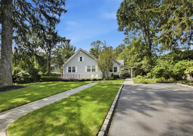 Photo 2 of Single family home for sale at 36 Kew Dr, Brookhaven, NY 11789 | MLS# 1041574 | Listing updated on 2026-09-18