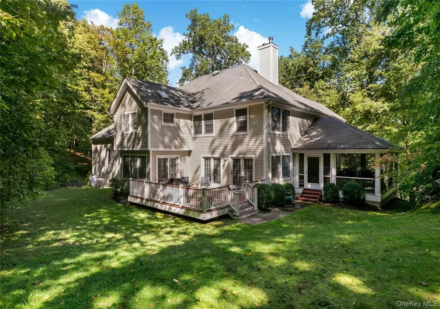 Photo 3 of Single family home for sale at 11 Smith Farm Rd, North Castle, NY 10506 | MLS# 1045155 | Listing updated on 2026-09-18