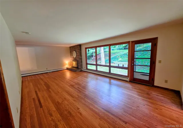 Photo 4 of Single family home for sale at 80 Colburn Dr, Poughkeepsie (town), NY 12603 | MLS# 1045349 | Listing updated on 2026-09-17