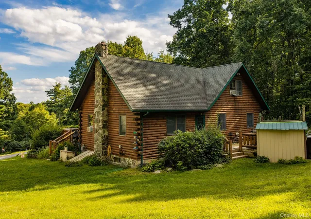 Photo 3 of Single family home for sale at 189 Yeagerville Rd, Wawarsing, NY 12458 | MLS# 1046821 | Listing updated on 2026-09-18