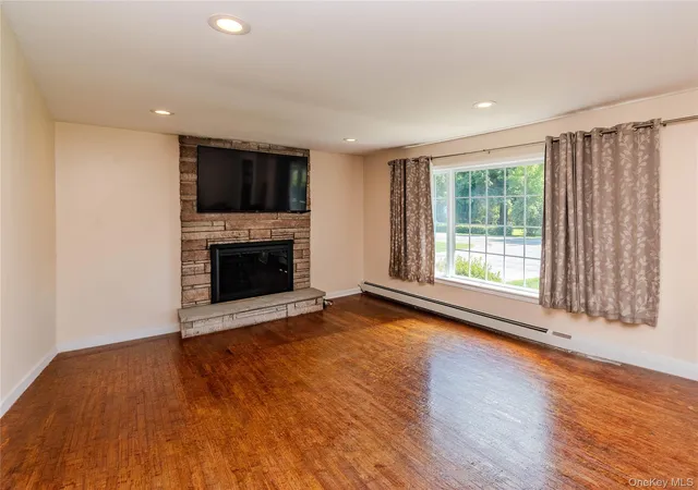 Photo 3 of Single family home for sale at 19 Closs Dr, Rhinebeck, NY 12572 | MLS# 1047112 | Listing updated on 2026-09-29