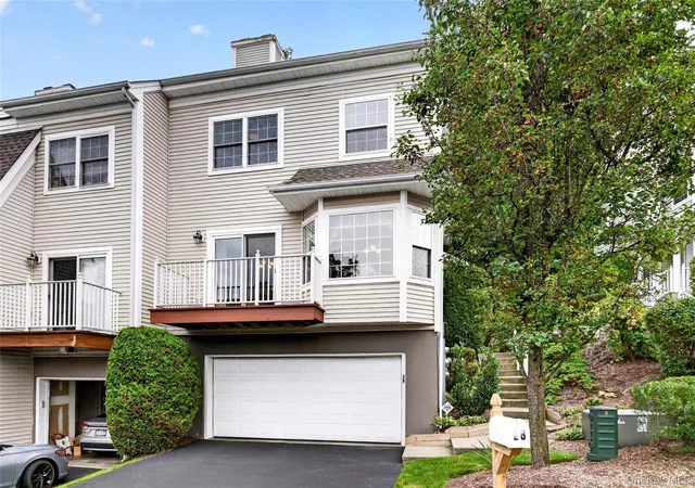 Photo 3 of Condo for sale at 28 Crystal Hl Dr, Haverstraw, NY 10970 | MLS# 1047299 | Listing updated on 2026-09-17