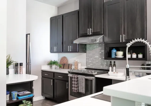 Photo 4 of Condo for sale at 128 Vineyard Ave #202, Lloyd, NY 12528 | MLS# 1048835 | Listing updated on 2026-09-16