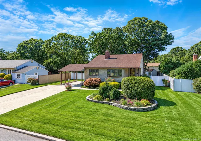 Photo 1 of Single family home for sale at 43 Jay Rd, Brookhaven, NY 11720 | MLS# 1049607 | Listing updated on 2026-09-17