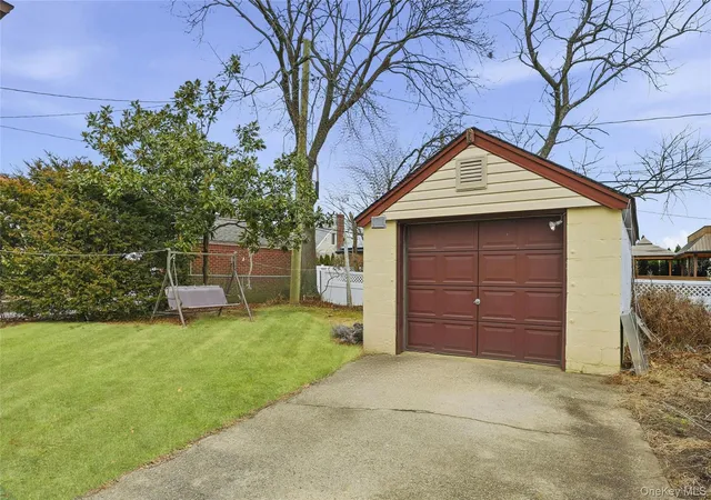 Photo 3 of Single family home for sale at 26 Haddon Rd, North Hempstead, NY 11040 | MLS# 1050886 | Listing updated on 2026-10-06