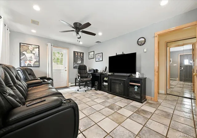 Photo 3 of Single family home for sale at 119 Periwinkle Rd, Hempstead, NY 11756 | MLS# 1050956 | Listing updated on 2026-09-17