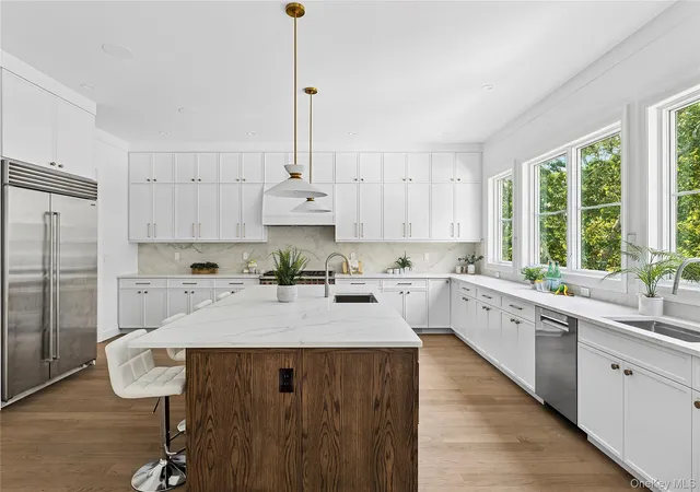 Photo 4 of Single family home for sale at 3360 Wunneweta Rd, Southold, NY 11935 | MLS# 1051114 | Listing updated on 2026-09-17