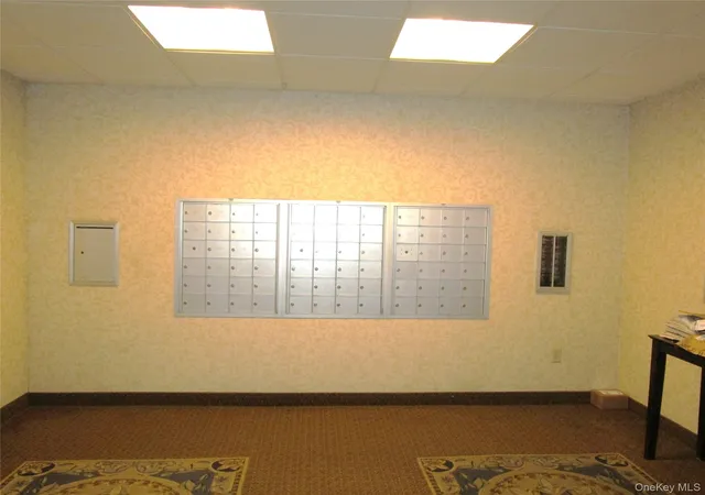 Listing Photo 4 - Condo for sale in building located at 40 Daley Pl, Hempstead, NY 11563 - Unit #127