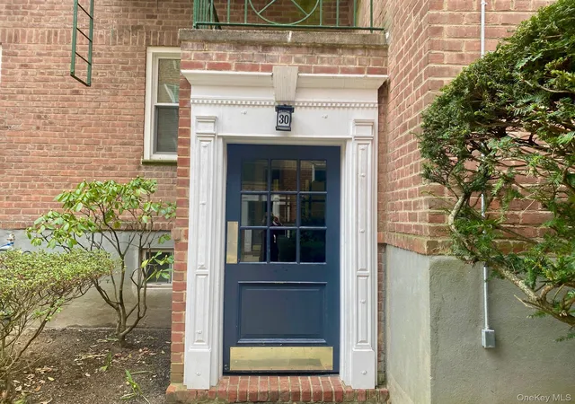 Photo 3 of Condo for sale at 30 Catheral Ave #4A, Hempstead, NY 11550 | MLS# 1051382 | Listing updated on 2026-09-17