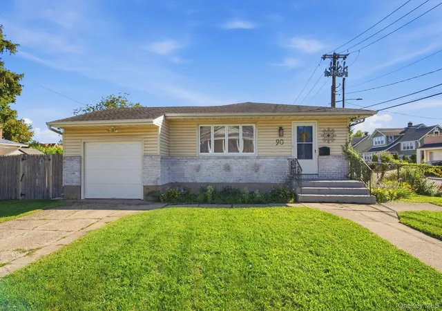Photo 1 of Single family home for sale at 90 Conklin St, Oyster Bay, NY 11735 | MLS# 1051492 | Listing updated on 2026-09-17