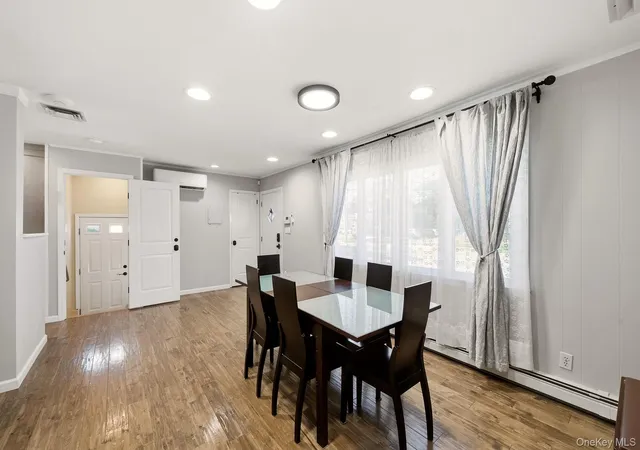Photo 4 of Single family home for sale at 90 Conklin St, Oyster Bay, NY 11735 | MLS# 1051492 | Listing updated on 2026-09-17