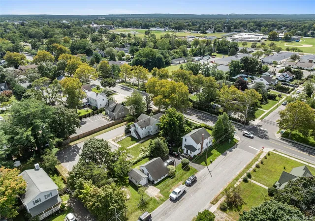 Photo 2 of Single family home for sale at 992 Roanoke Ave, Riverhead, NY 11901 | MLS# 1051494 | Listing updated on 2026-09-17