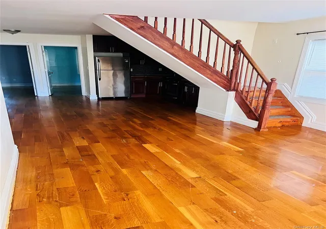 Photo 2 of Single family home for sale at 190 60 111th Avenue, New York, NY 11412 | MLS# 1051688 | Listing updated on 2026-09-23